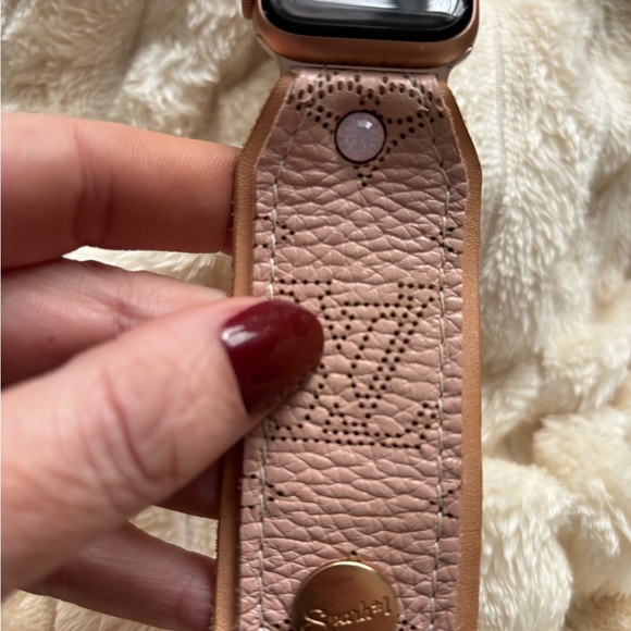 Upcycled LV Magnolia Mahina with logo bow band for Apple Watch band by sparkl main image 5